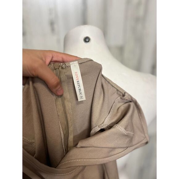 Nude mini dress - Picture 6 of 7